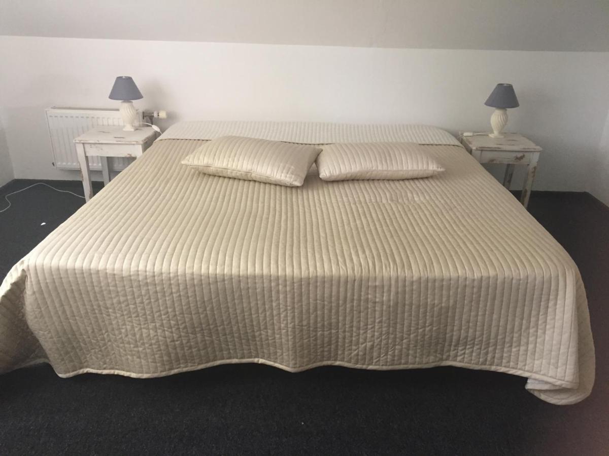 Nilles Bed & Breakfast Olgod Bagian luar foto